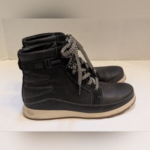 Chaco Women's 7.5 SIERRA Leather Waterproof Boots Black